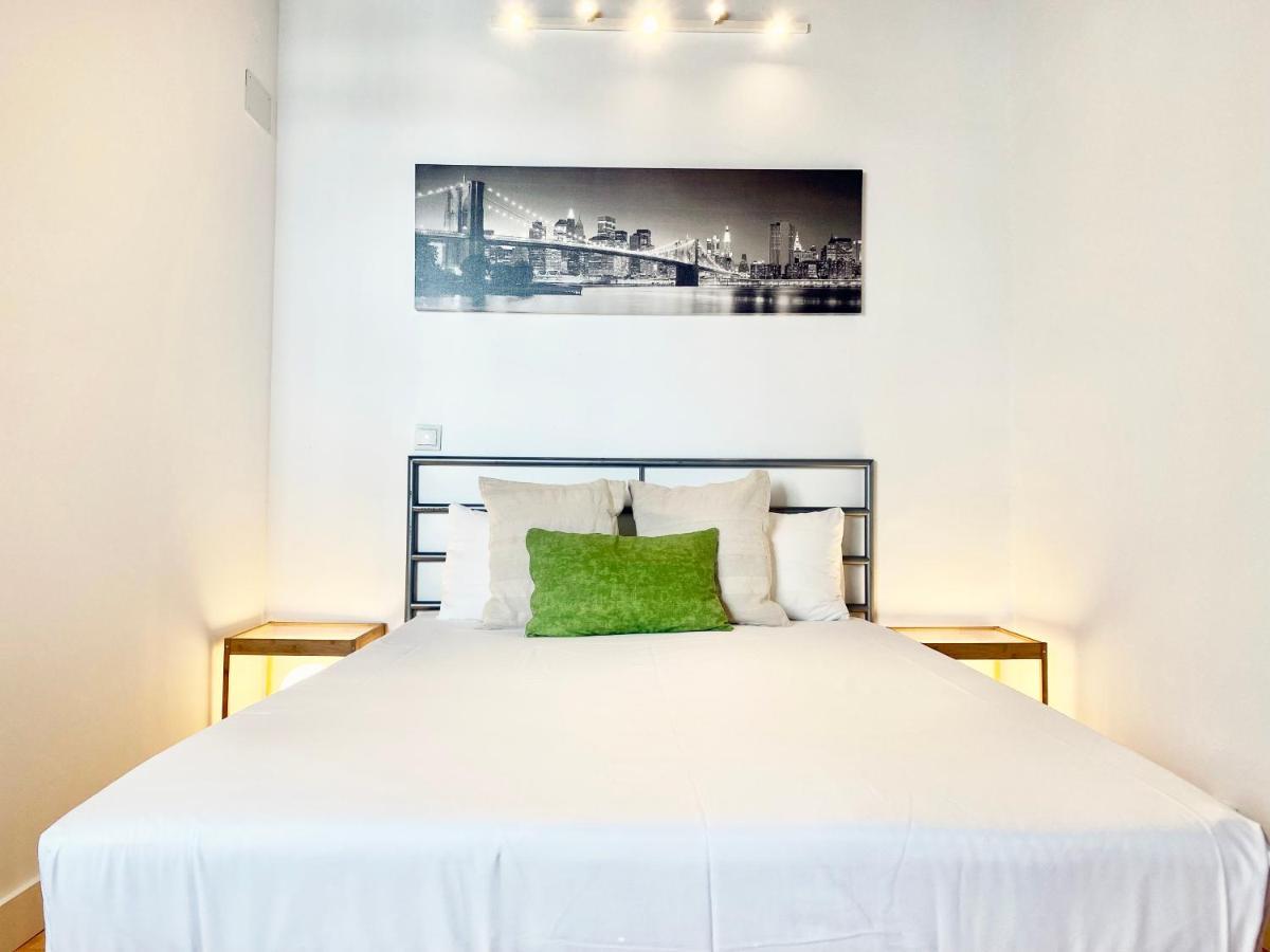 Appartement Charming Gran Via Attic à Madrid Extérieur photo